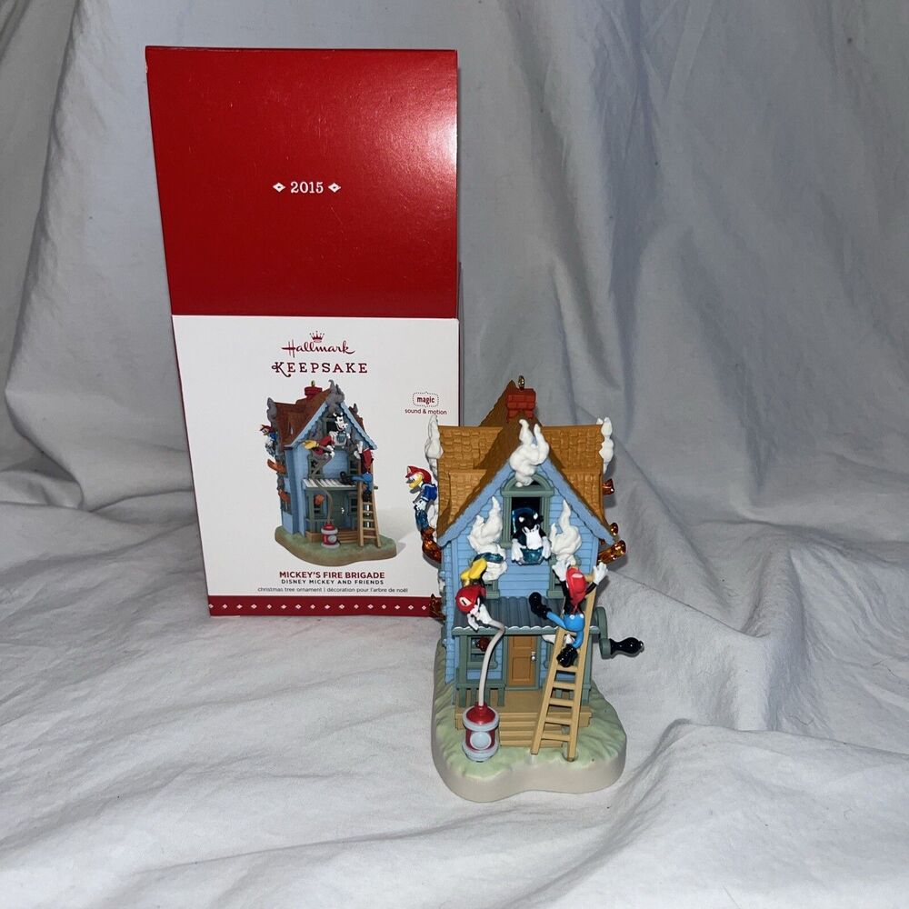 HALLMARK Keepsake Disney Mickey’s Fire Brigade Magic Sound & Motion Ornament ‘15